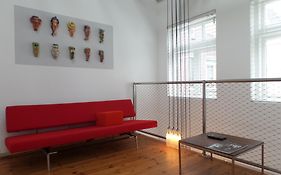MAFF Top Apartment